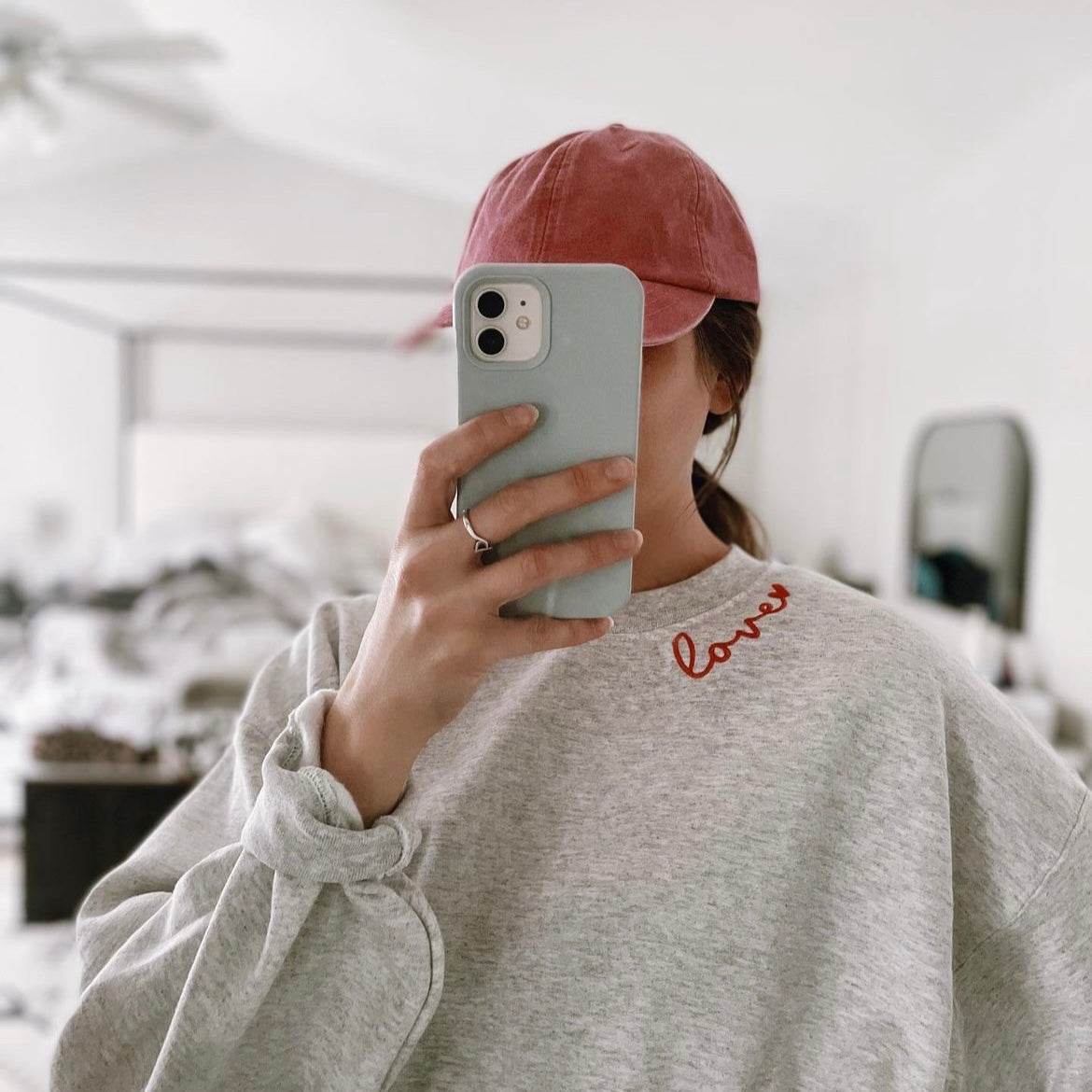 Love Embroidered Sweatshirt – shopcatvonle